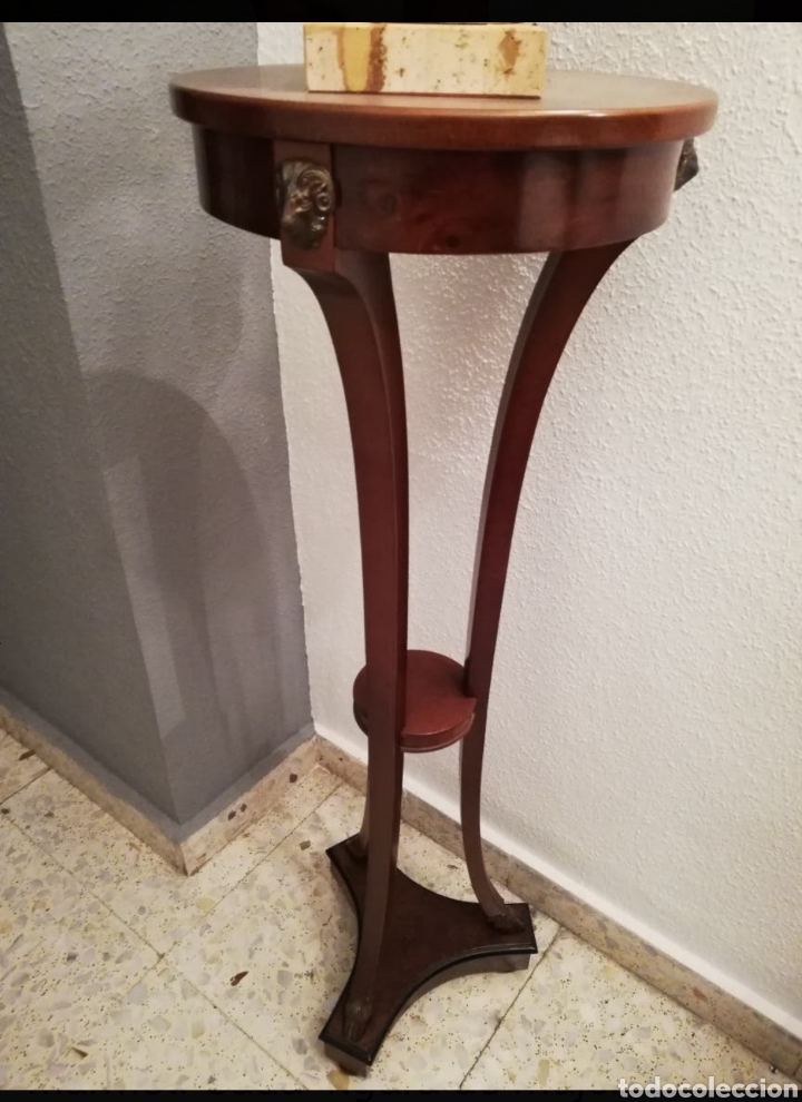 Arte: FIGURAS MUJER DE CER&Aacute;MICA CON PIES DE MADERA - Foto 3