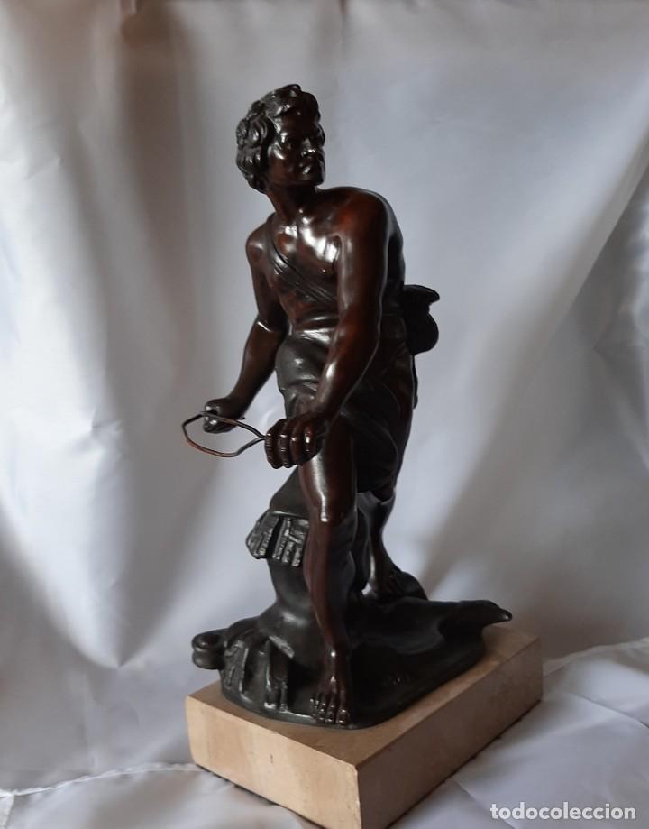 Arte: Figura bronce o lat&oacute;n patinado - Foto 4