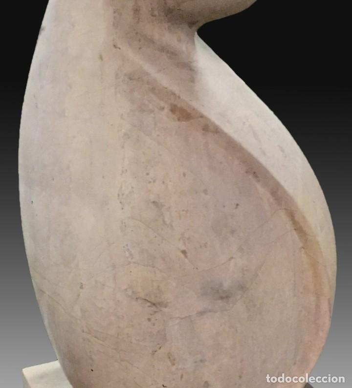 Arte: Abstracci&oacute;n. Escultura en m&aacute;rmol. - Foto 4
