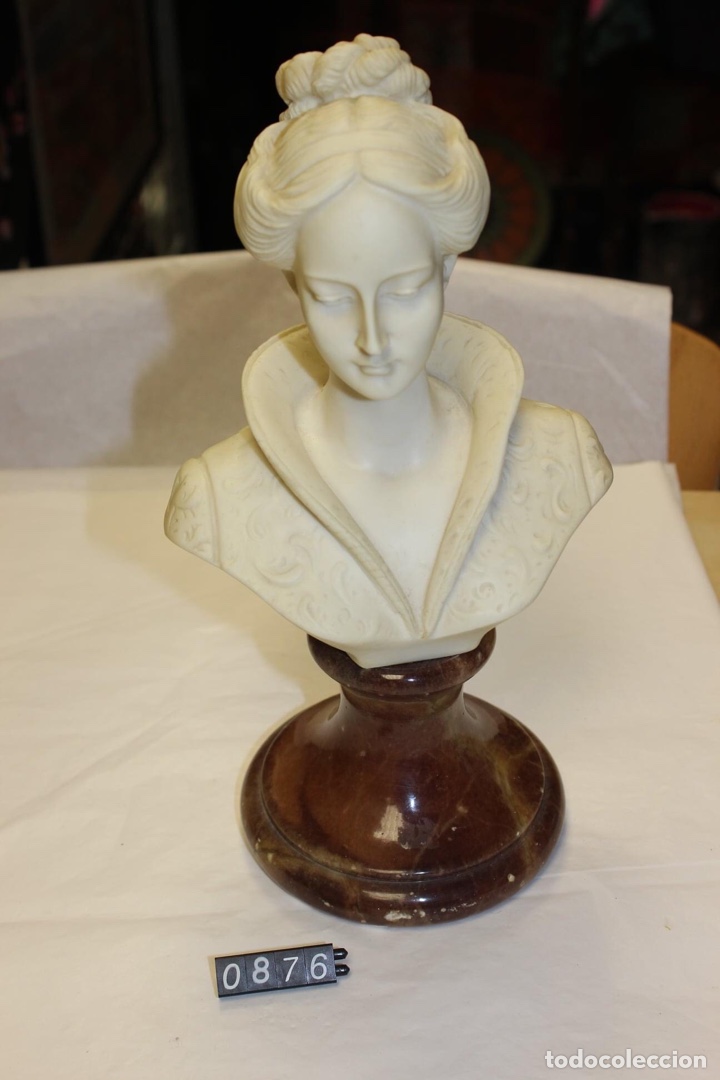 Arte: Busto de mujer de marmolina - Foto 1