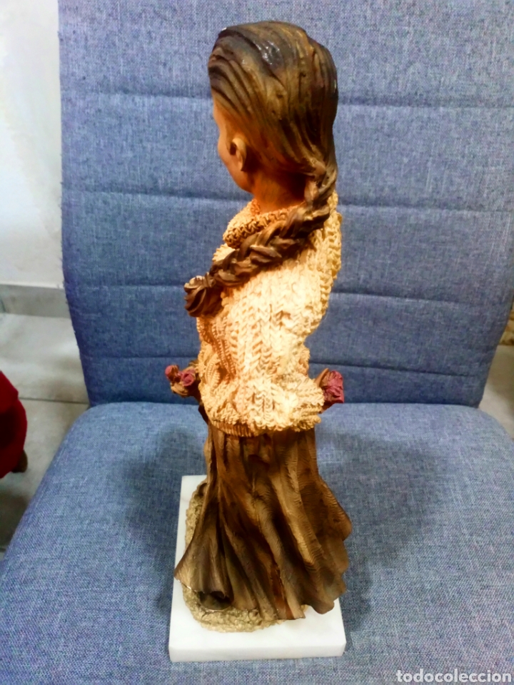 Arte: Figura de mujer y ni&ntilde;o - Foto 3