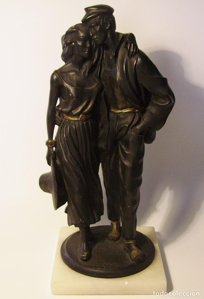 Arte: ESCULTURA CON DOS FIGURAS - Foto 2