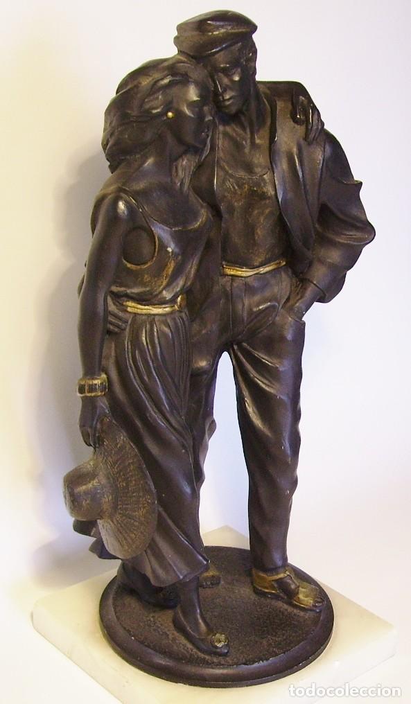 Arte: ESCULTURA CON DOS FIGURAS - Foto 4