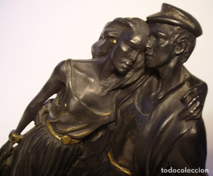 Arte: ESCULTURA CON DOS FIGURAS - Foto 13