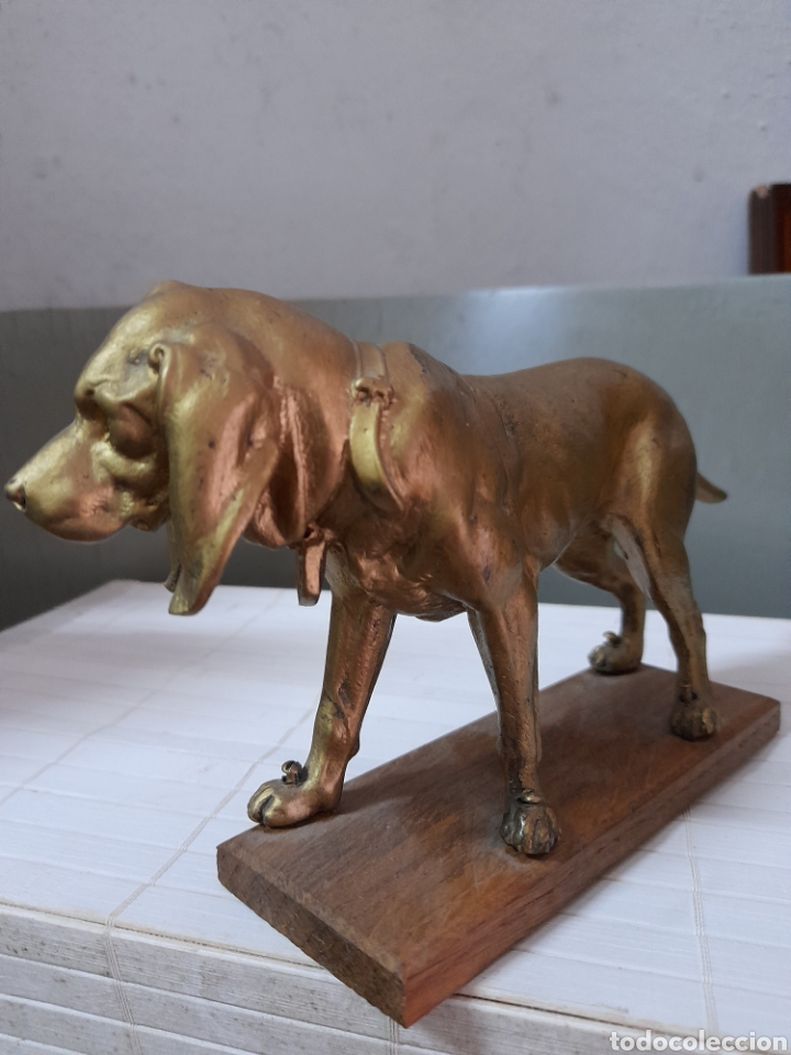 Arte: Antigua figura de perro en calamina - Foto 2
