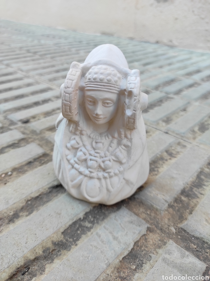 Arte: Pareja de Figuras de la Dama de Elche en Escayola - Foto 5