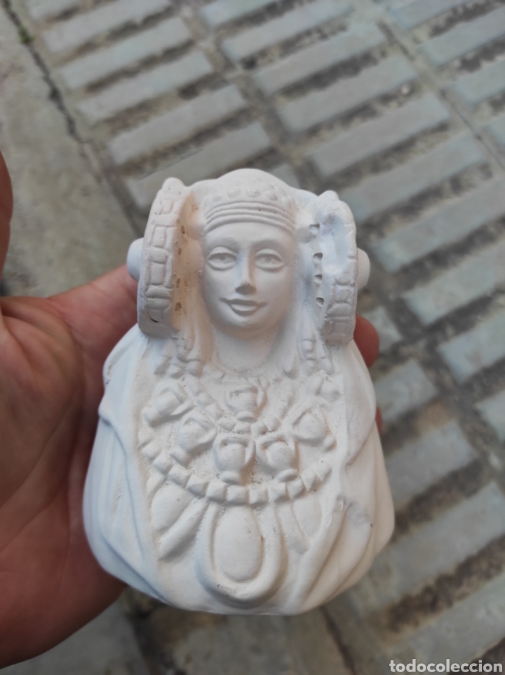 Arte: Pareja de Figuras de la Dama de Elche en Escayola - Foto 6