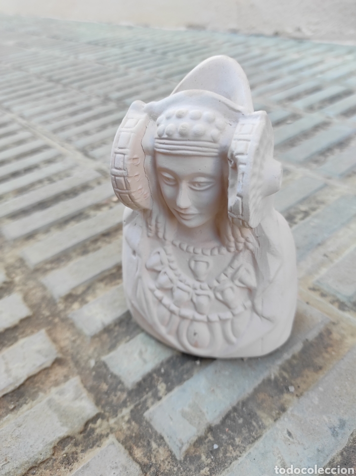 Arte: Pareja de Figuras de la Dama de Elche en Escayola - Foto 15