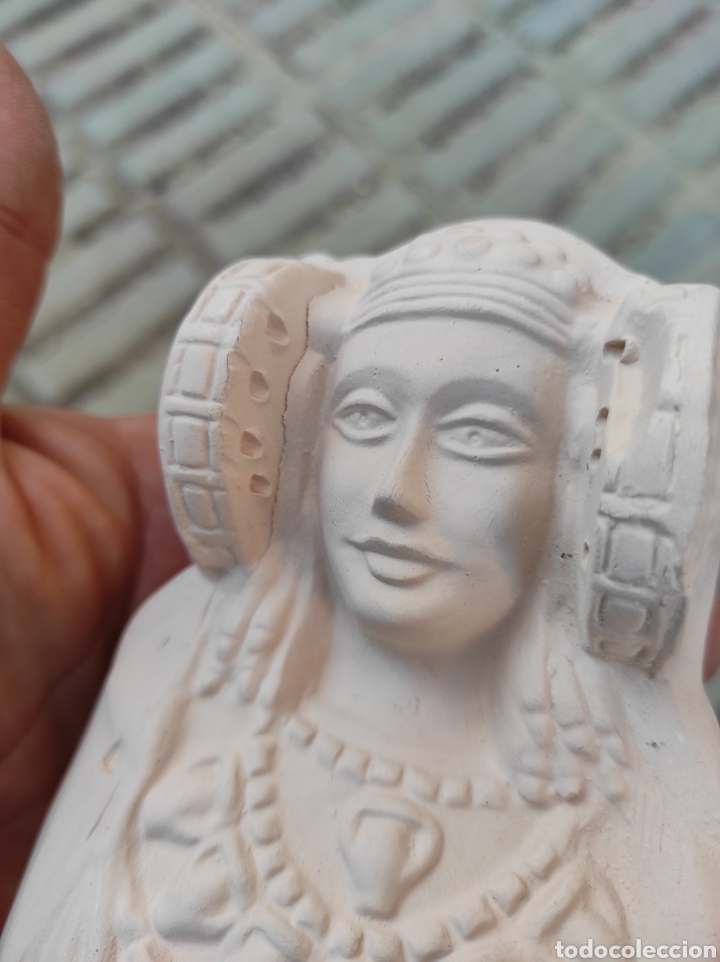 Arte: Pareja de Figuras de la Dama de Elche en Escayola - Foto 20