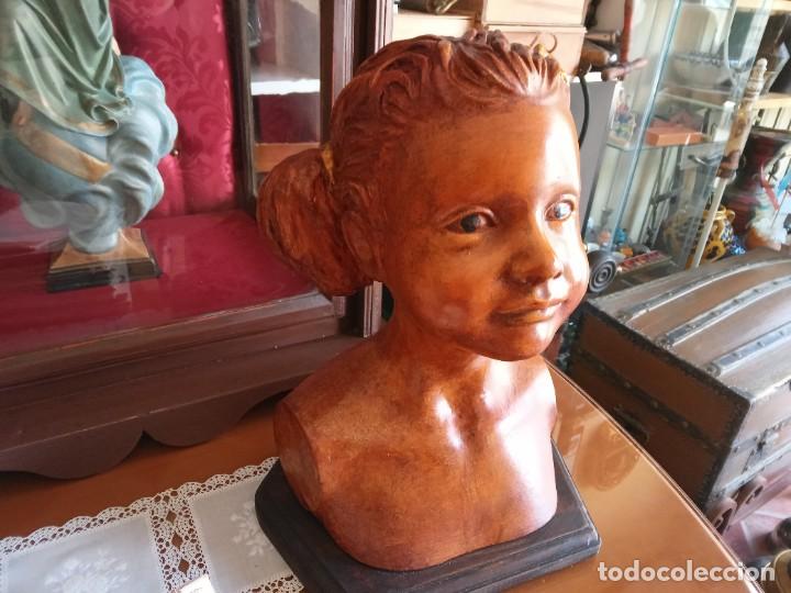 Arte: Busto modernista de ni&ntilde;a, policromado - Foto 8