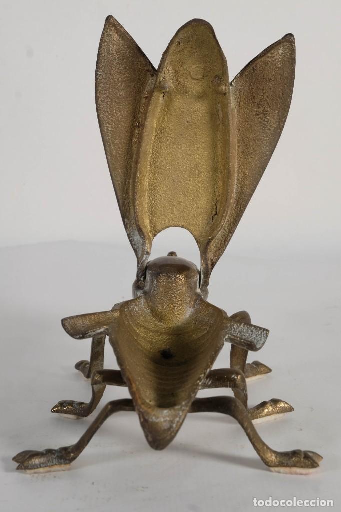 Arte: Mosca en metal dorado - Foto 5