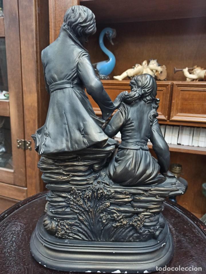 Arte: Excepcional figura con pareja de j&oacute;venes. Centro 1 - Foto 8