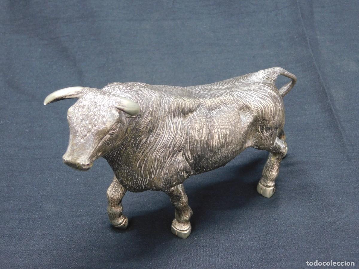 Arte: Toro de metal - Foto 2