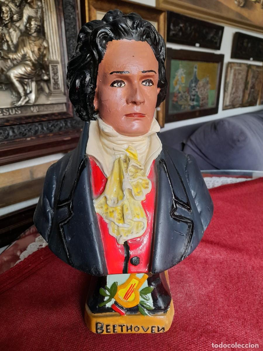 Arte: Busto de Beethoven policromado de yeso - Foto 1