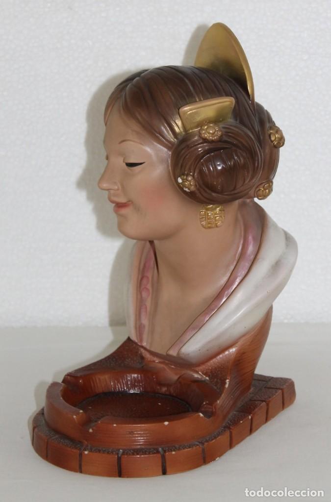 Arte: Busto de fallera con cenicero en estuco policromado a mano. - Foto 4