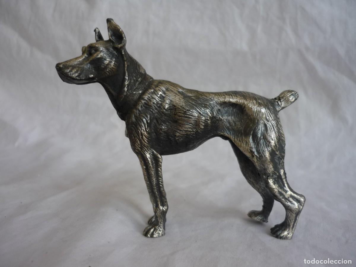 Arte: Figura de perro en plomo o peltre - Foto 2
