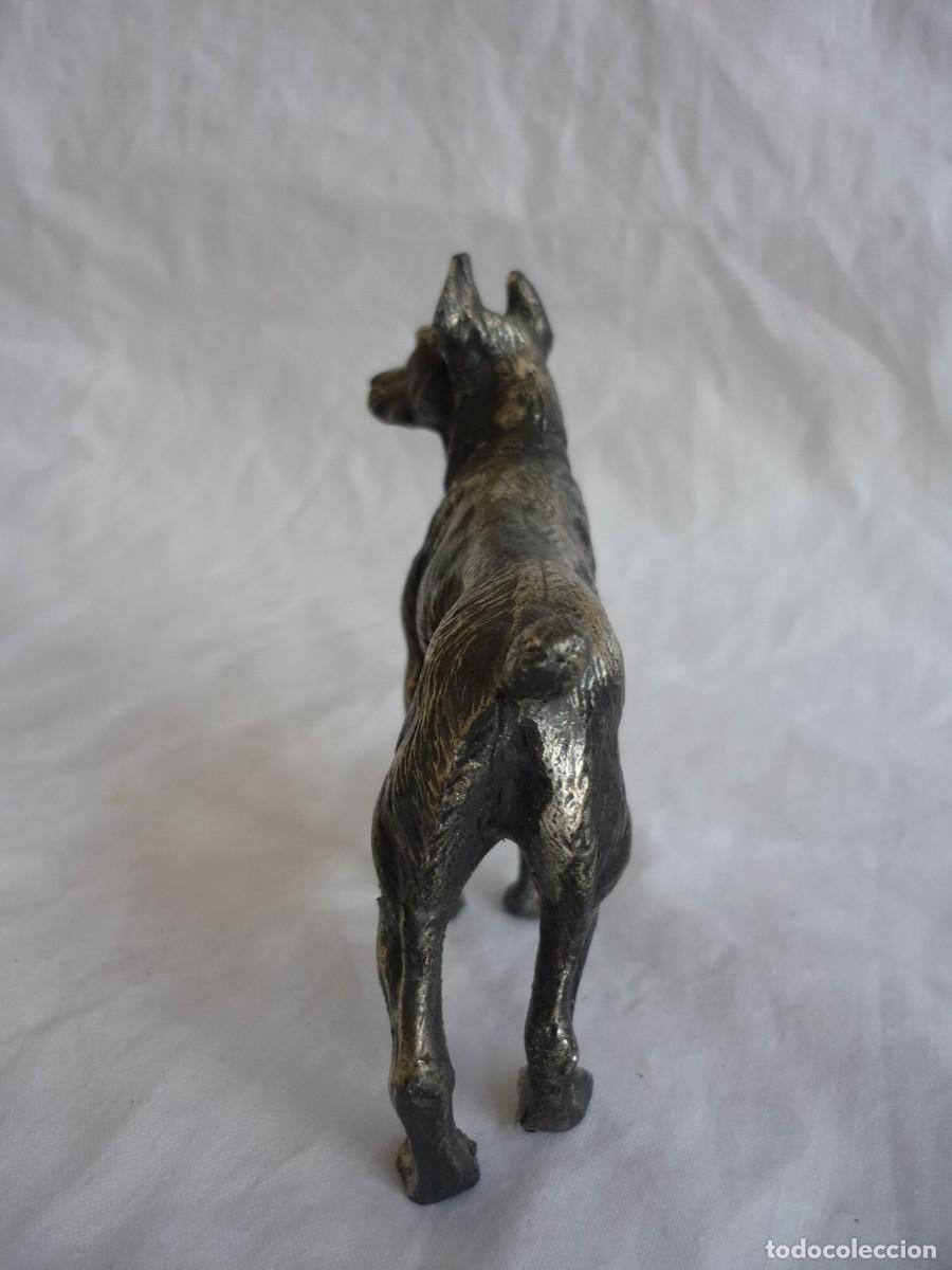 Arte: Figura de perro en plomo o peltre - Foto 5