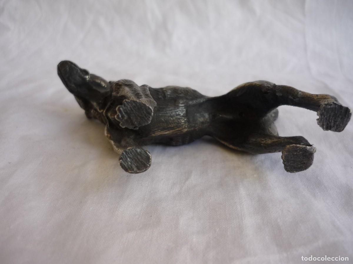Arte: Figura de perro en plomo o peltre - Foto 7