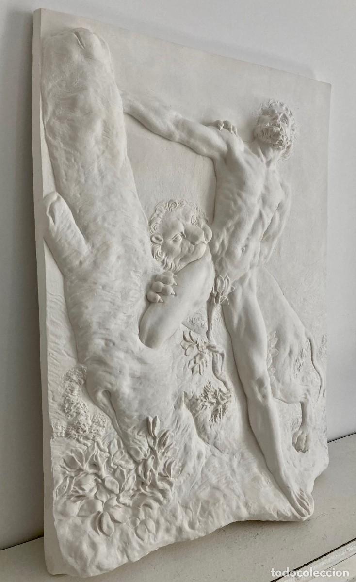 Arte: Relieve en Escayola A&ntilde;os 70. - Foto 3