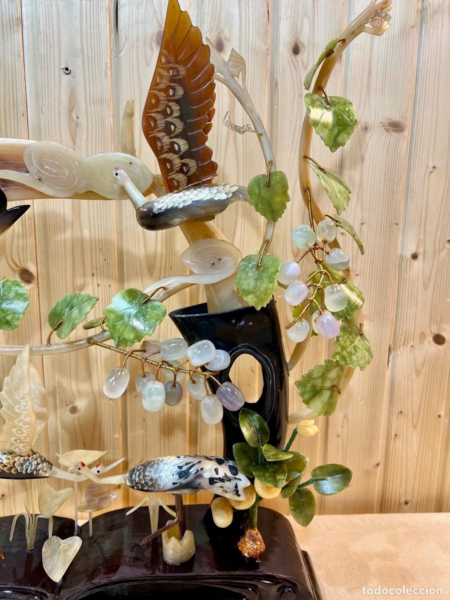Arte: ESCULTURA REALIZADA EN ASTA CON BASE DE MADERA - Foto 6