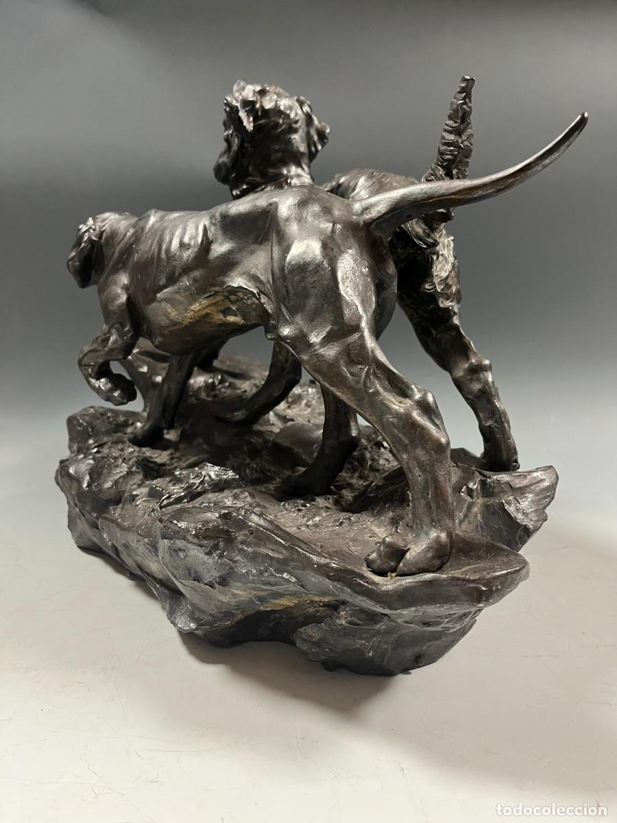 Arte: ESCULTURA DE DOS PERROS DE CALAMINA - Foto 5