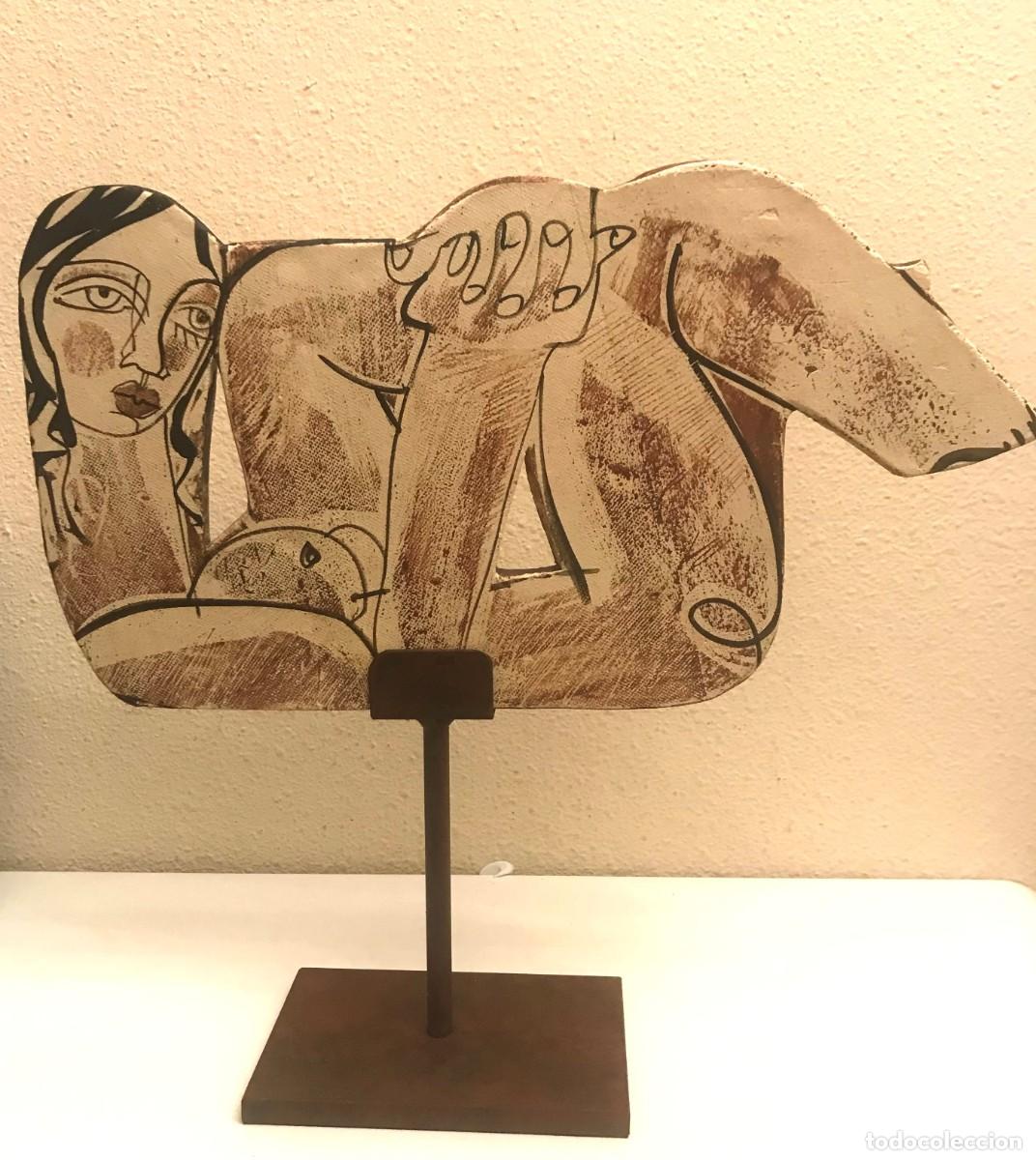 Arte: ESCULTURA DE MUJER (stand sobre Herrio) - Foto 2