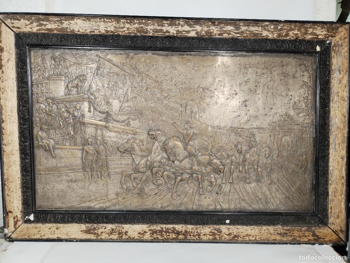 Arte: CUADRIGA EN RELIEVE DE COBRE PLATEADO - Foto 3