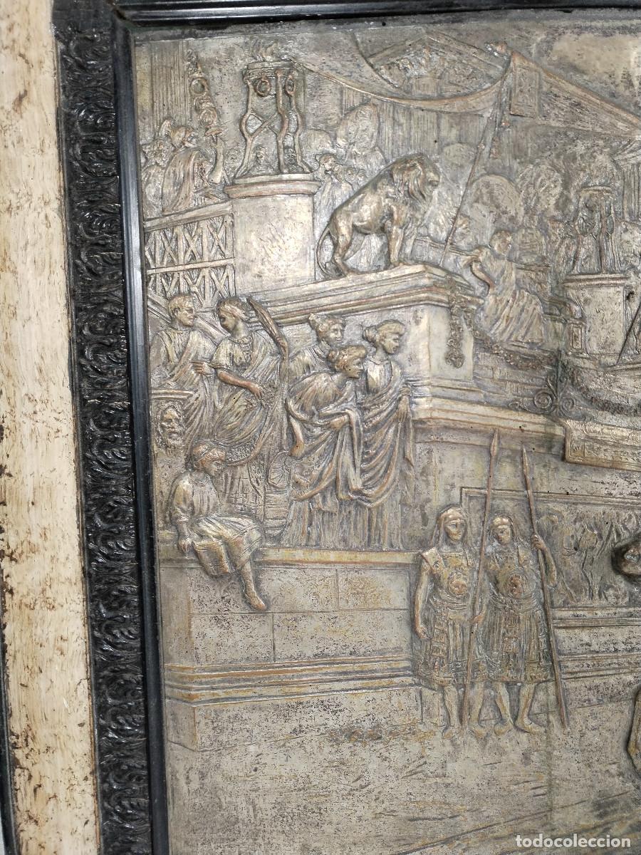 Arte: CUADRIGA EN RELIEVE DE COBRE PLATEADO - Foto 4