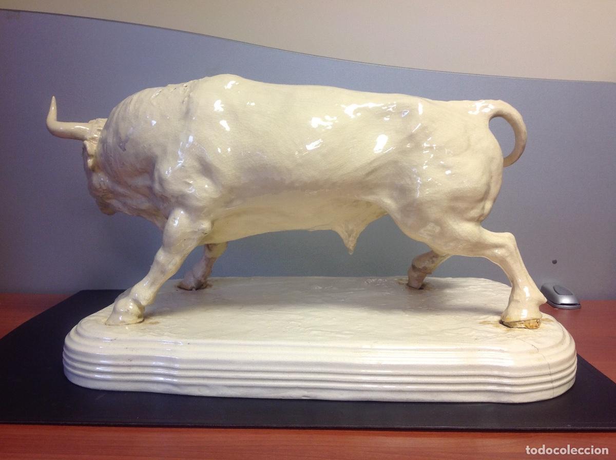 Arte: Escultura de toro Antonio Peyr&oacute; - Foto 5