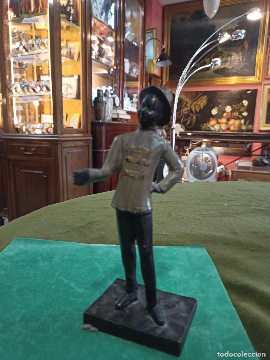 Arte: Figura de joven, metal. REF-9479 - Foto 1