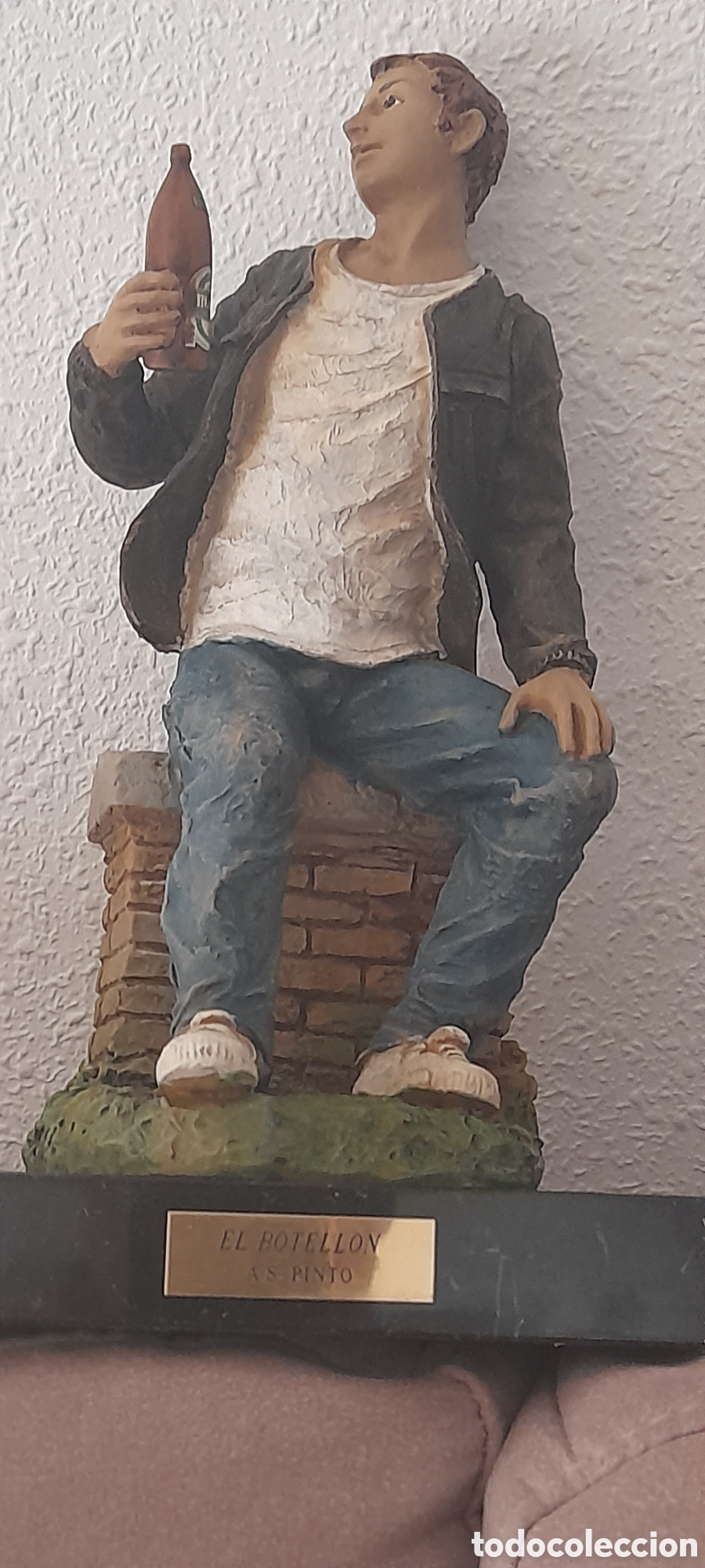 Arte: Homenaje al botell&oacute;n CERVEZA MAHOU - Foto 3