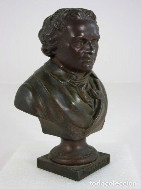 Arte: Buste en r&eacute;gule de Beethoven &eacute;poque 1900 - Foto 5