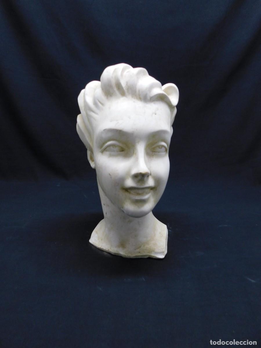 Arte: BUSTO DE MUJER DE ESCAYOLA - Foto 1