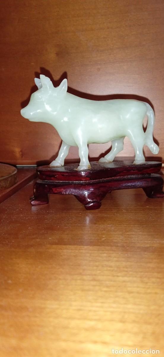 Arte: Escultura Toro jade - Foto 1