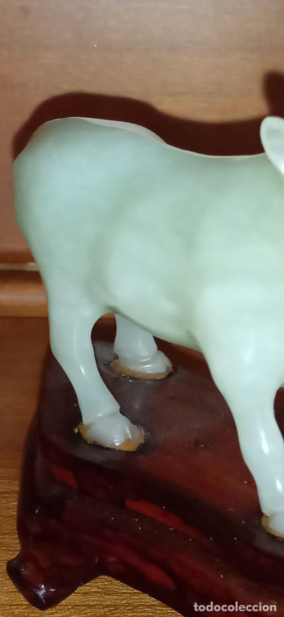 Arte: Escultura Toro jade - Foto 8