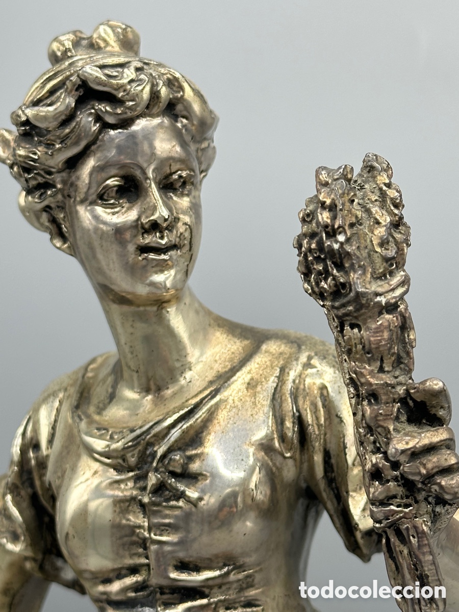 Arte: Escultura plateada - Foto 2
