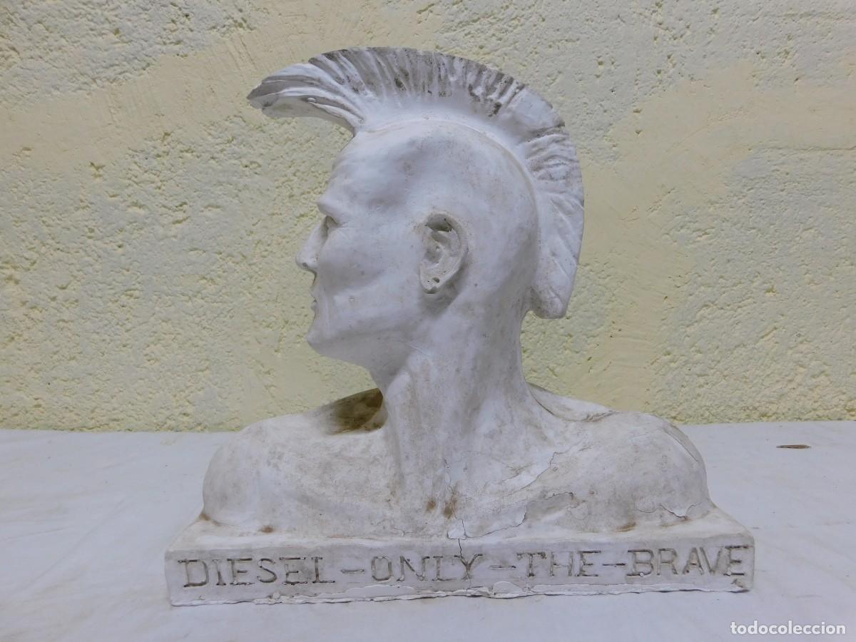 Arte: ESCULTURA PUBLICIDAD DIESEL - Foto 1