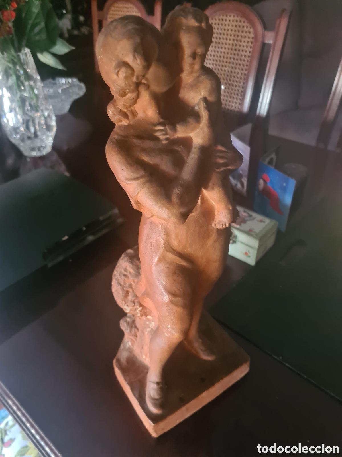 Arte: Figura mujer con ni&ntilde;o - Foto 3
