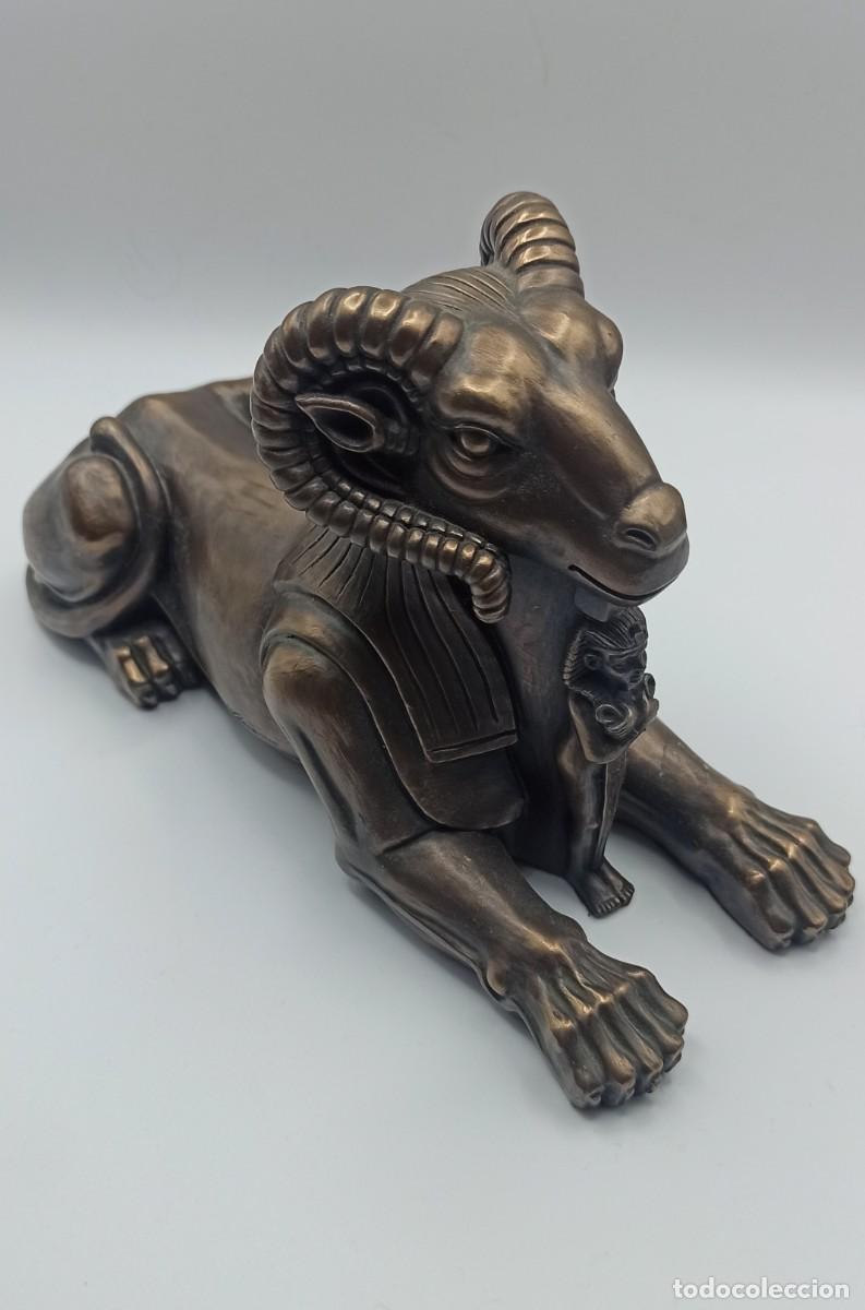 Arte: Escultura Carnero y Dios Am&oacute;n Veronesse 2000 - Foto 4
