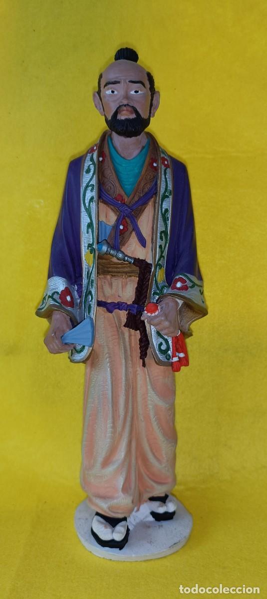 Arte: FIGURA EN ESCAYOLA DE UN SAMURAI JAPON&Eacute;S - Foto 1