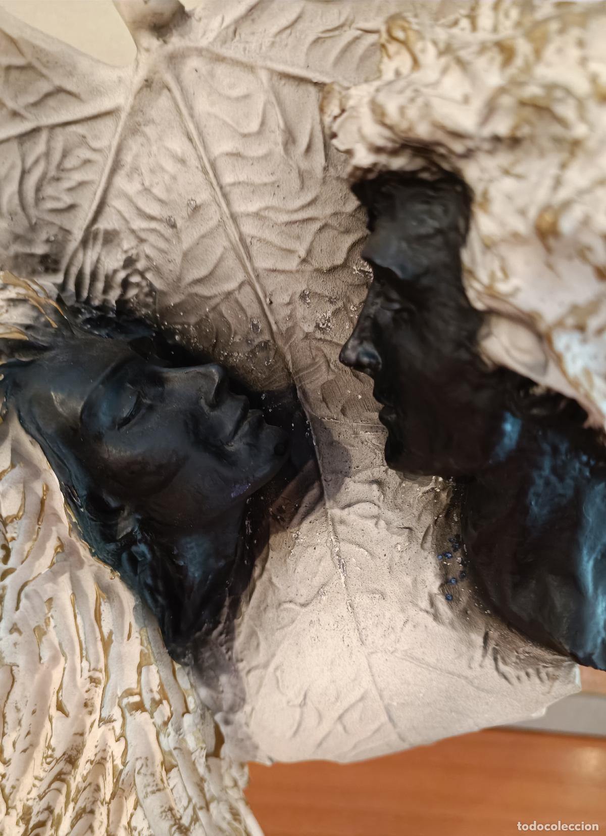 Arte: Vintage Pottery Romantic Decor - Couple Faces on Leaf - Foto 4