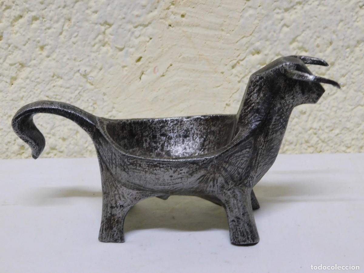 Arte: TORO DE ALUMINIO - JOAN MAYN&Eacute; - Foto 2