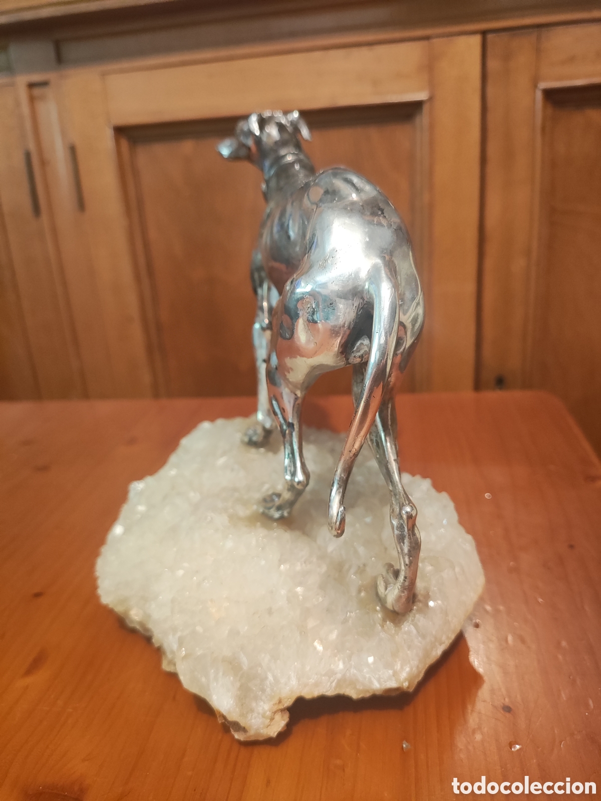 Arte: FIGURA DE GALGO SOBRE ROCA DE CUARZO - Foto 5