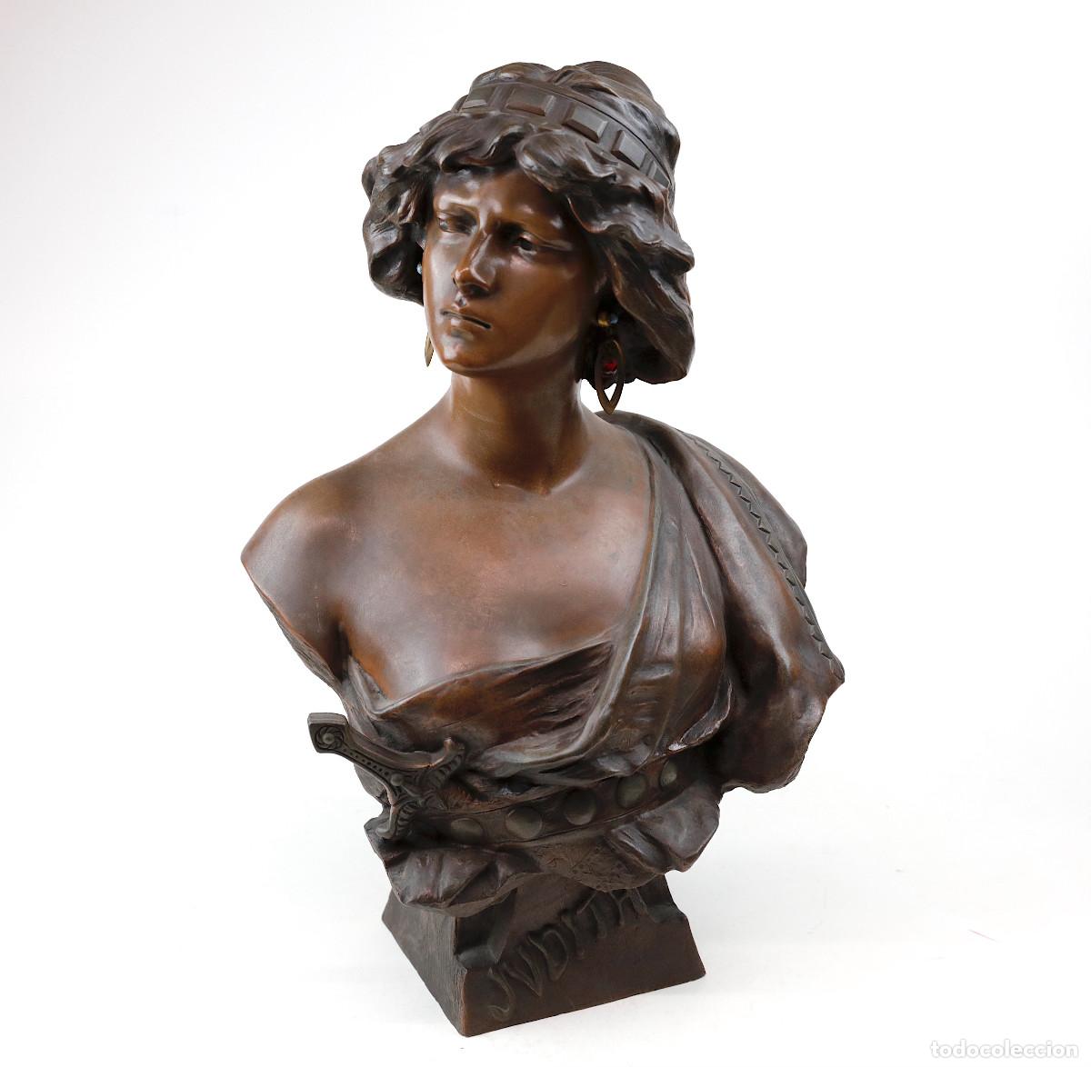 Arte: Ricardo Aurilli, Judith. 1900s. Busto de 56 cm de alto. - Foto 1
