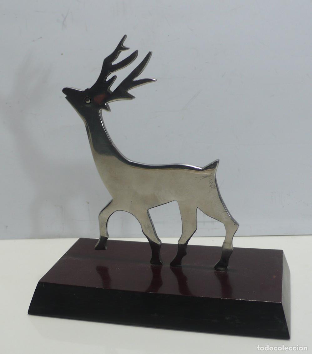Arte: PEQUE&Ntilde;A ESCULTURA DE CIERVO - Foto 1