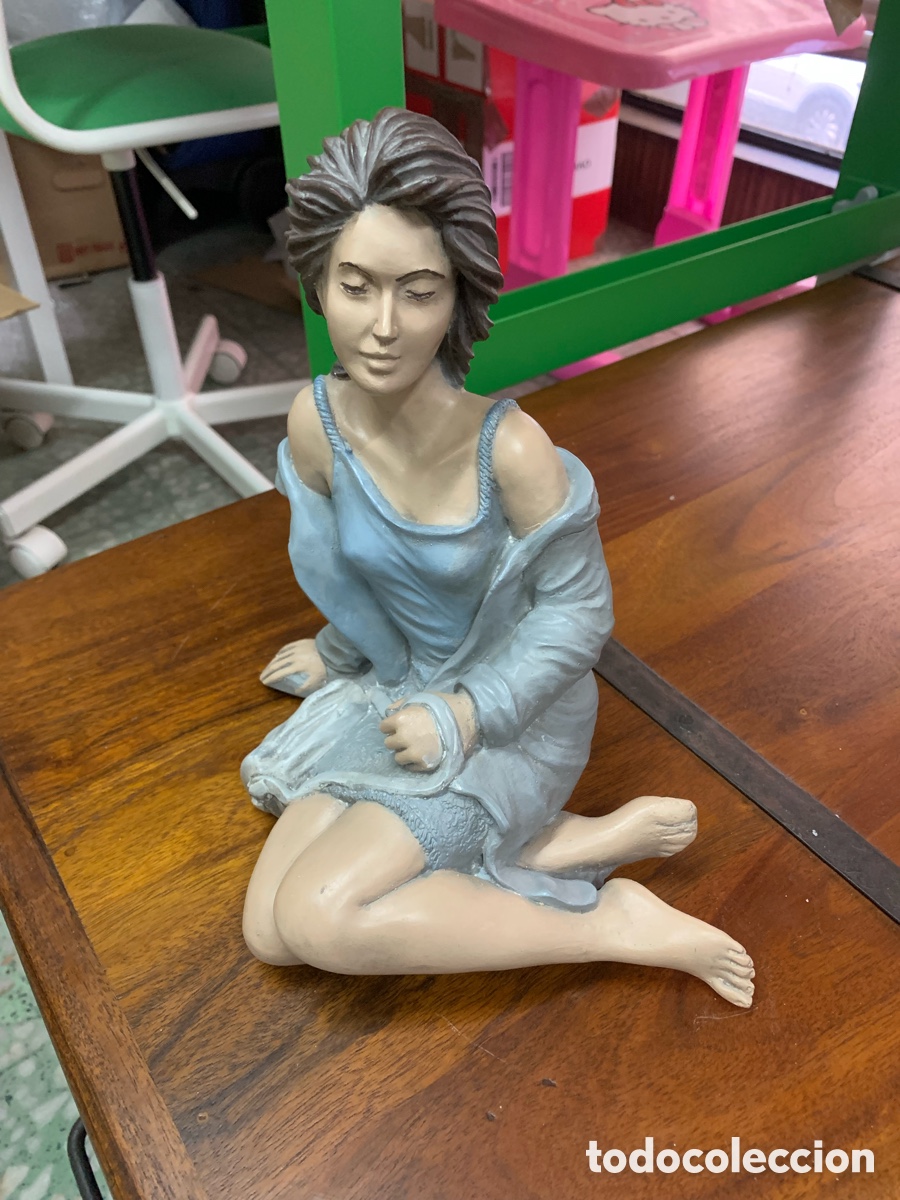 Arte: 02_escultura mujer Elisa - Foto 2
