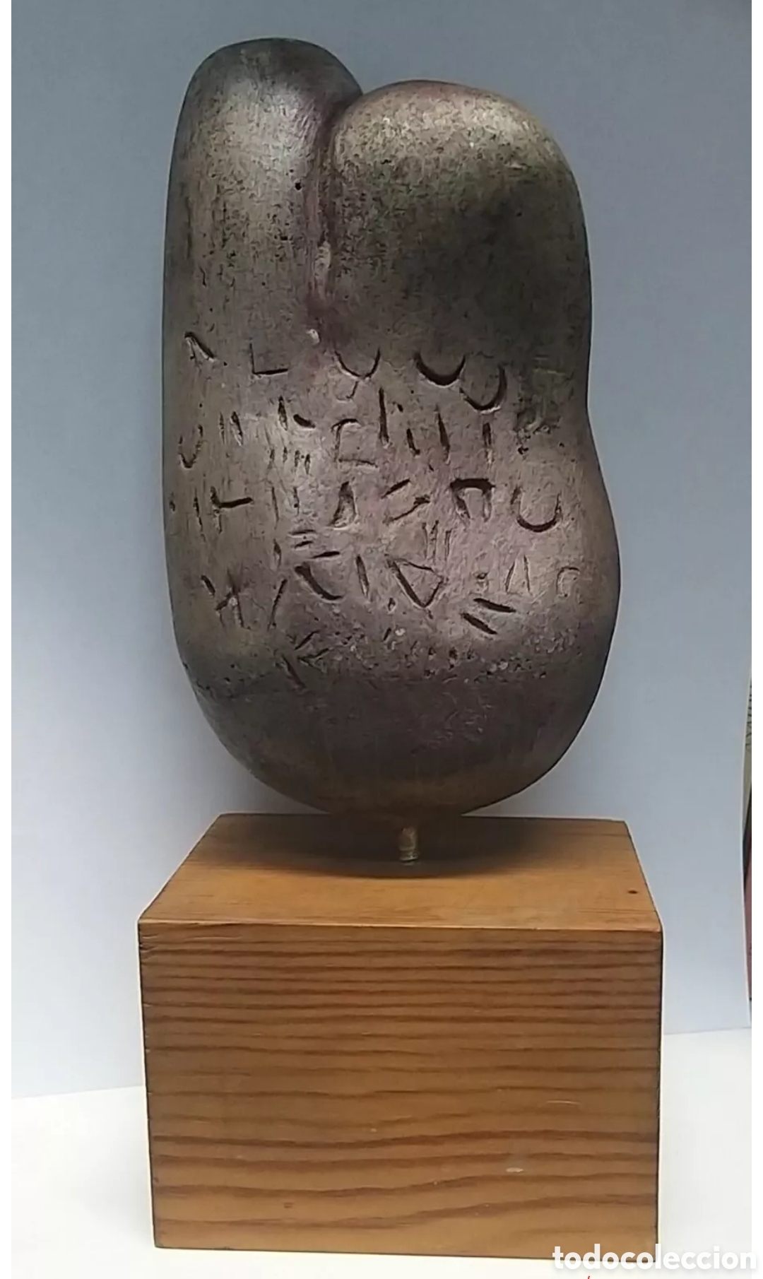 Arte: Virginia Lasheras. Escultura m&uacute;ltiple 1992 - Foto 1