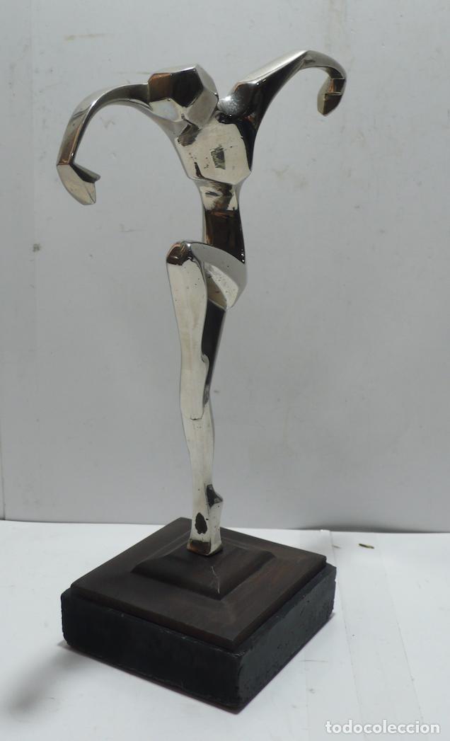 Arte: ESCULTURA CROMADA DE MUJER - Foto 2