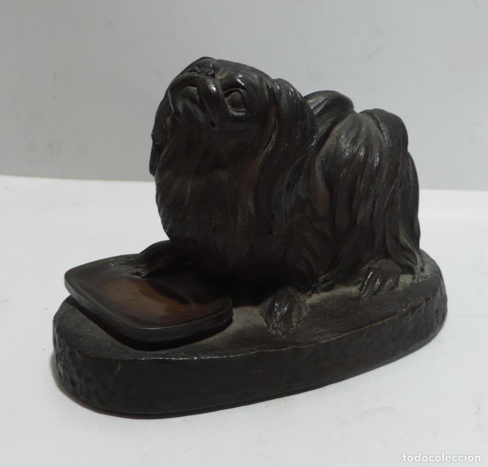 Arte: PEQUELA ESCULTURA DE PERRO - Foto 1