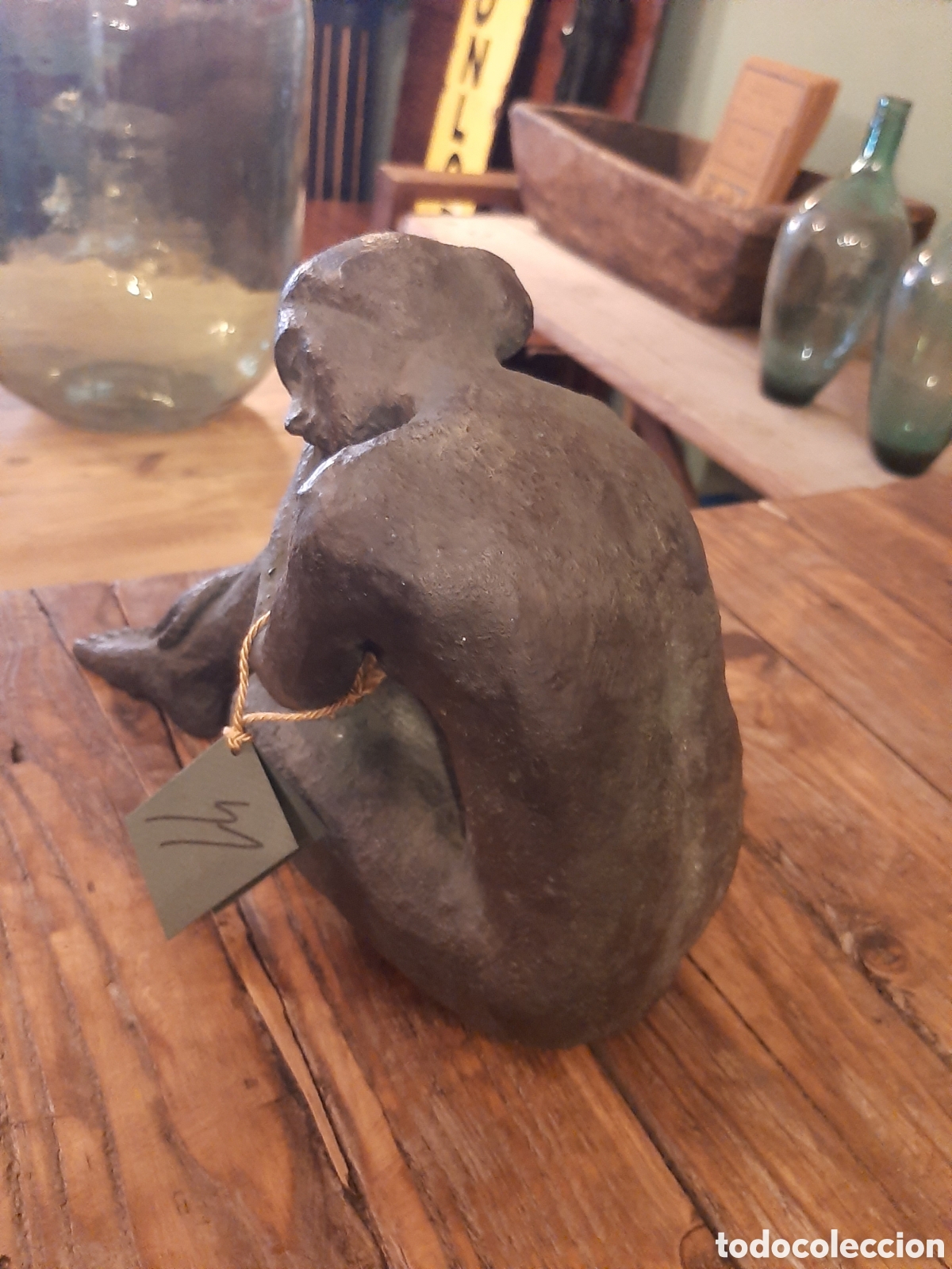 Arte: Escultura mujer sentada Genny Muri&aacute; - Foto 4